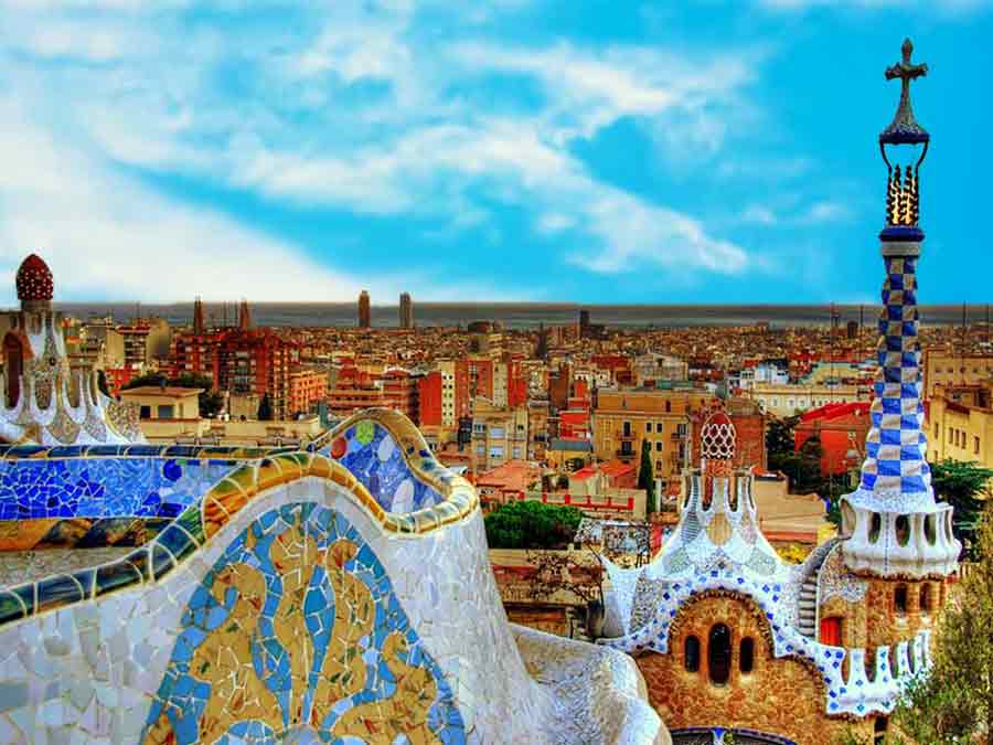 Antoni Gaudi, Park Guell buidings and Barcelona panorama, photo by Wiesław Sadurski