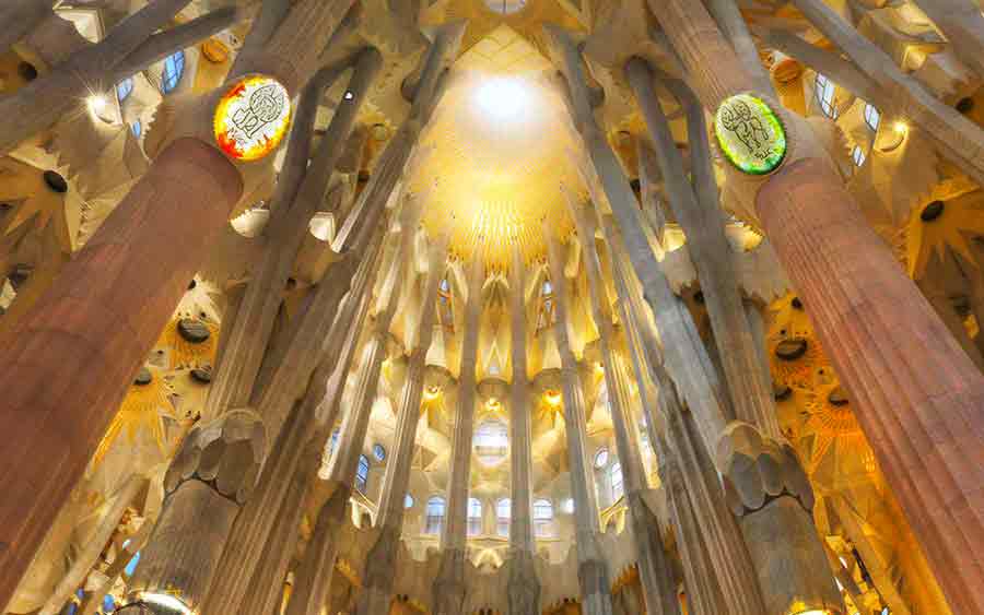 Antoni Gaudi Sagrada Familia, photo by Wiesław Sadurski
