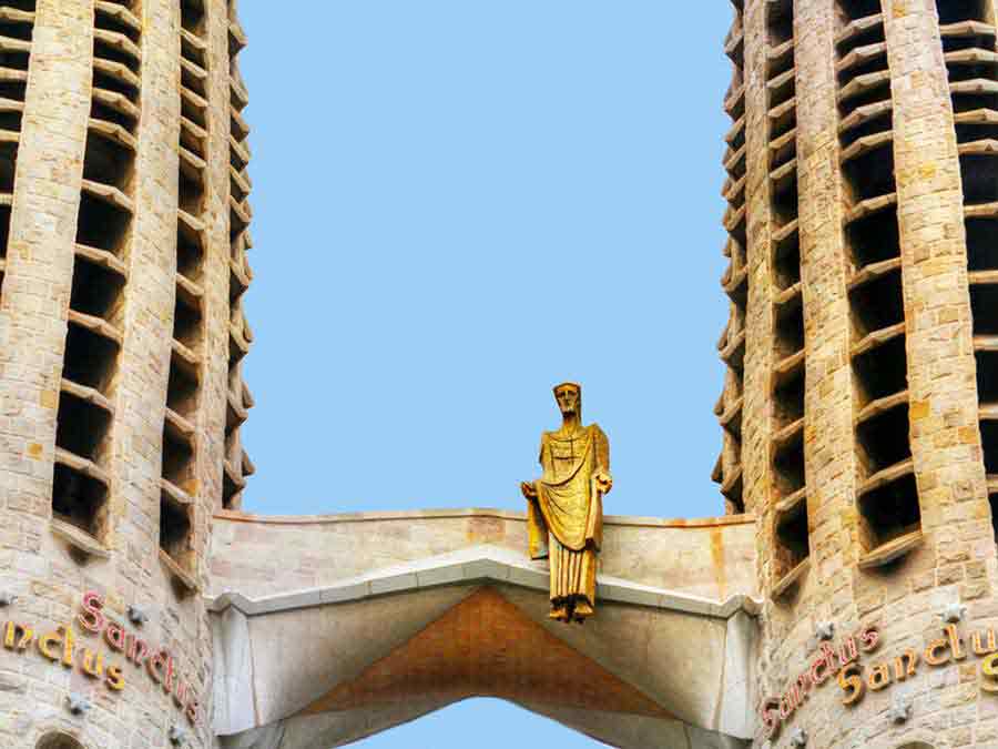 Antoni Gaudi Sagrada Familia, photo Wiesław Sadurski