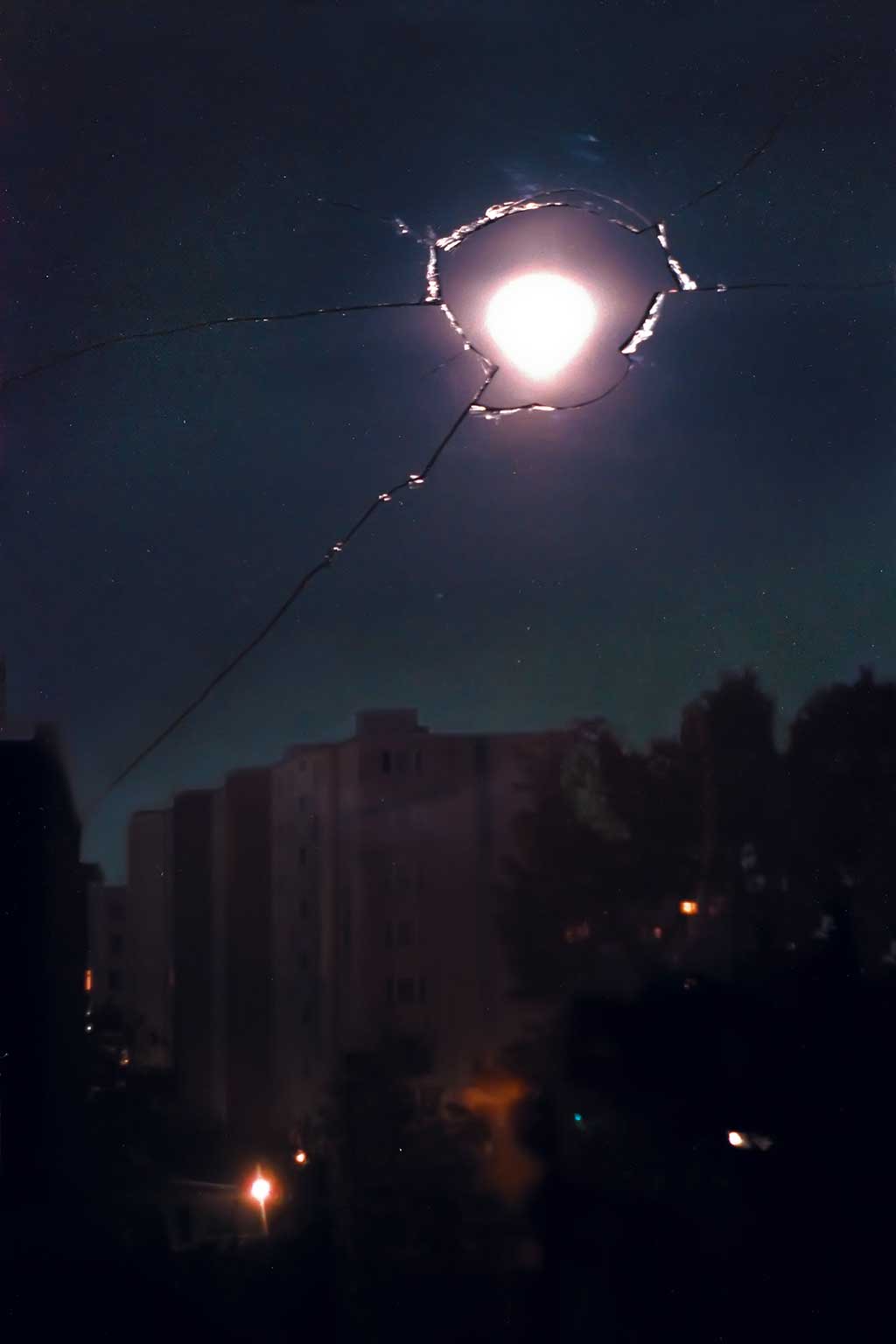 Full Moon Kreuzberg, photo by Wiesław Sadurski