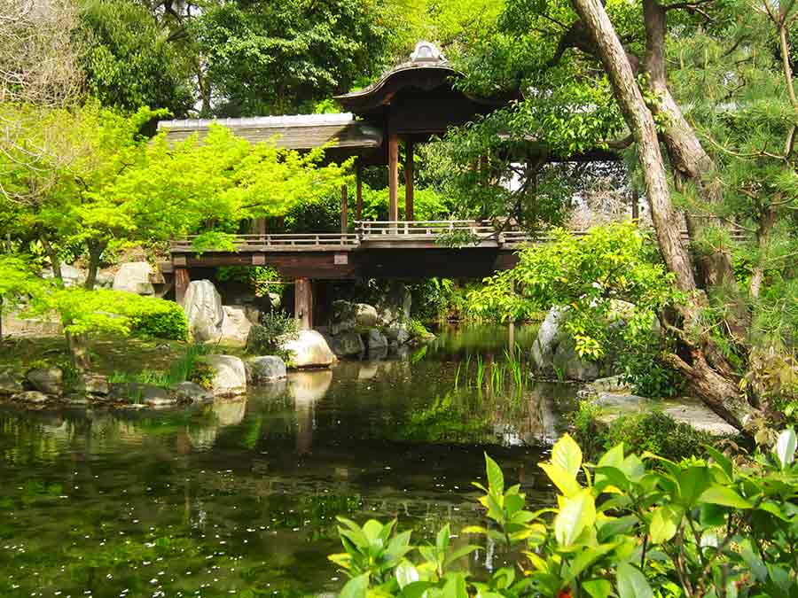 Wooden Brigde Shosei-en Garden Kyoto, photo by Wiesław Sadurski