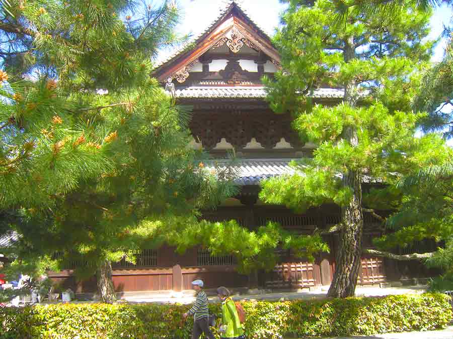 Lecture Hall Temple in Kyoto, photo by Wiesław Sadurski