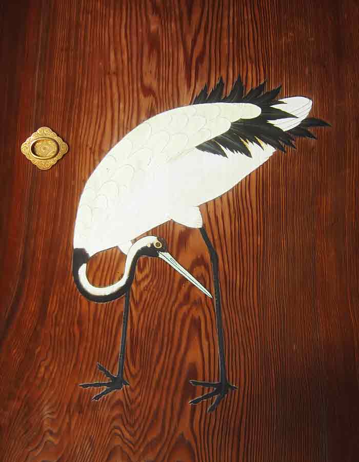 Crane Bird painting on the door in Myoshin-ji Temple, photo by Wiesław Sadurski