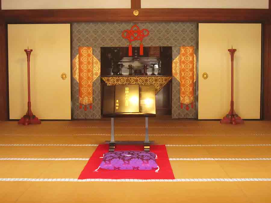 Inside of Tofuku-ji Temple in Kyoto, photo by Wiesław Sadurski